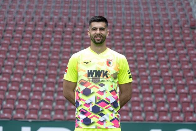Nediljko Labrovic FC Augsburg 1 BL, portrait date 2024 2025