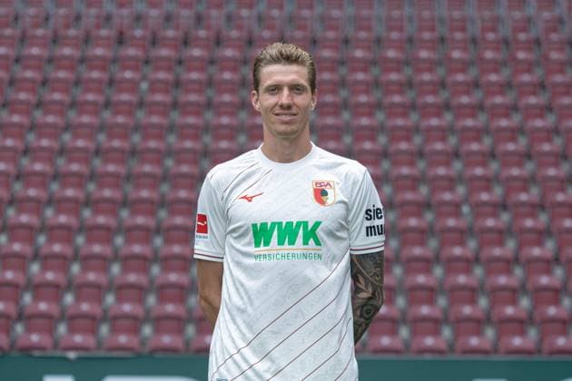 Kristijan Jakic FC Augsburg 1 BL, portrait date 2024 2025