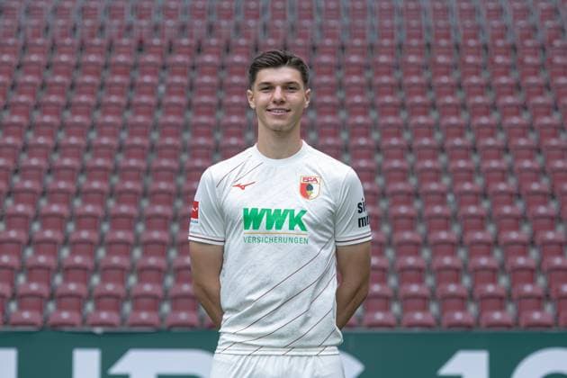 Mert Kömür FC Augsburg 1 BL, portrait date 2024 2025