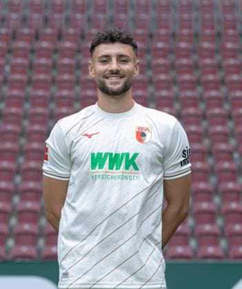 Maximilian Bauer FC Augsburg 1 BL, portrait date 2024 2025