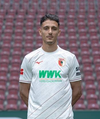 Dimitrios Giannoulis FC Augsburg 1 BL, portrait date 2024 2025