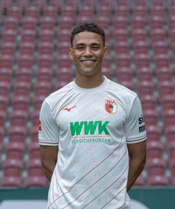 Henri Koudossou FC Augsburg 1 BL, portrait date 2024 2025