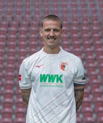 Phillip Tietz FC Augsburg 1 BL, portrait date 2024 2025