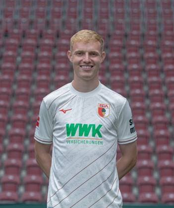 Tim Breithaupt FC Augsburg 1 BL, portrait date 2024 2025