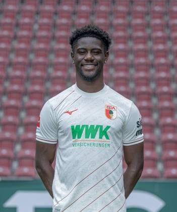 Nathanael Mbuku FC Augsburg 1 BL, portrait date 2024 2025