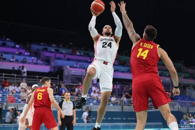 JEUX OLYMPIQUES PARIS 2024 CANADA VS ESPAGNE PHOTOPQR VOIX DU NORD Alexis Christiaen ; 02 08 2024 ; JO 2024 - Basket ball - Hommes - CANADA VS ESPAGNE The Paris 2024 Summer Olympic Games, Olympische Spiele, Olympia, OS (Jul 26-Aug 11, 2024). nord France  Copyright: xPHOTOPQR VOIXxDUxNORD MAXPPPxAlexisxChristiaenx 20240802VDN3742 20240802VDN3742