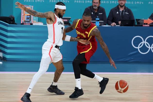 BASKET HOMMES CANADA CONTRE ESPAGNE JEUX OLYMPIQUES PHOTOPQR VOIX DU NORD Ludovic Maillard ; 02 08 2024 ; Villeneuve d ascq le 02 08 2024 basket hommes ALEXANDER CANADA contre BROWN ESPAGNE stade pierre mauroy. LA VOIX DU NORD PHOTO LUDOVIC MAILLARD The Paris 2024 Summer Olympic Games, Olympische Spiele, Olympia, OS (Jul 26-Aug 11, 2024). France  Copyright: xPHOTOPQR VOIXxDUxNORD MAXPPPxLudovicxMaillardx 20240802VDN4129 20240802VDN4129