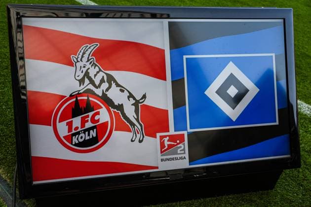 2 Bundesliga 24 25 1 FC Köln Hamburger SV on 02 08 2024 at RheinEnergieSTADION in Cologne 1 FC Köln and Hamburger SV logo on one monitor Feature, symbol, symbol photo, characteristic, detail MH