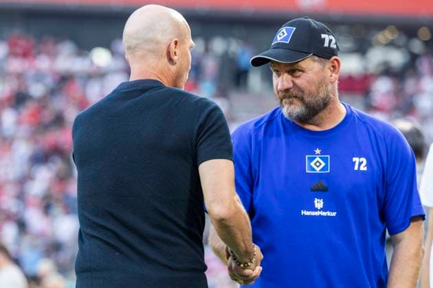 2 Fussball Bundesliga 1 FC Köln Hamburger SV, 02 08 2024 Gerhard Struber 1 FC Köln, Trainer welcomes Steffen Baumgart Hamburger SV, Head Coach 2 Fussball Bundesliga, 1 FC Köln Hamburger SV, 1 Spieltag, am 02 08 2024, RheinEnergie Stadion, Köln DFL regulations prohibit any use of photographs as image sequences and or quasi video Copyright: xBEAUTIFULxSPORTS Meuselx