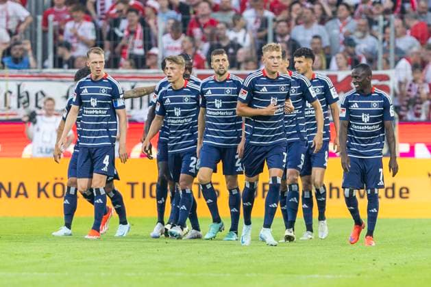 2 Soccer Bundesliga 1 FC Köln Hamburger SV, 02 08 2024 HSV cheers after Ransford Königsdörffer Hamburger SV, 11 2 Soccer Bundesliga, 1 FC Köln Hamburger SV, 1 Matchday, on 02 08 2024, RheinEnergie Stadion, Cologne DFL regulations prohibit any use of photographs as image sequences and or quasi video Copyright: xBEAUTIFULxSPORTS Meuselx