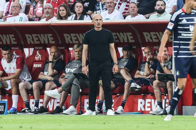 Sports, Football, 2 Bundesliga Season 2024 2025 1 Matchday 1 FC Köln Hamburger SV 02 08 2024, RheinEnergieSTADION Gerhard Struber Head Coach, 1 FC Köln Köln RheinEnergieSTADION North Rhine-Westphalia Germany