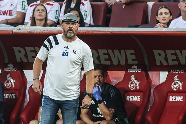 Sport, Football, 2 Bundesliga Season 2024 2025 1 Matchday 1 FC Köln Hamburger SV 02 08 2024, RheinEnergieSTADION Steffen Baumgart Head Coach, Hamburger SV Köln RheinEnergieSTADION North Rhine-Westphalia Germany