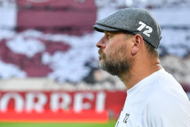 Soccer 2 Bundesliga 1 Matchday 1 FC Köln Hamburger SV on 02 08 2024 at RheinEnergieStadion in Cologne Steffen Baumgart Coach Head Coach Hamburg DFL regulations prohibit any use of photographs as image sequences and or quasi video xRx