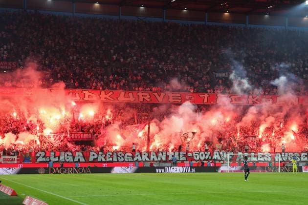 2 Bundesliga 24 25 1 FC Köln Hamburger SV on 02 08 2024 at RheinEnergieSTADION in Cologne The fans of 1 FC Köln set off pyrotechnics in the south curve MH