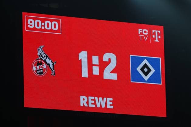 2 Bundesliga 24 25 1 FC Köln Hamburger SV on 02 08 2024 at RheinEnergieSTADION in Cologne Scoreboard Video screen with the official final score 1 to 2 MH