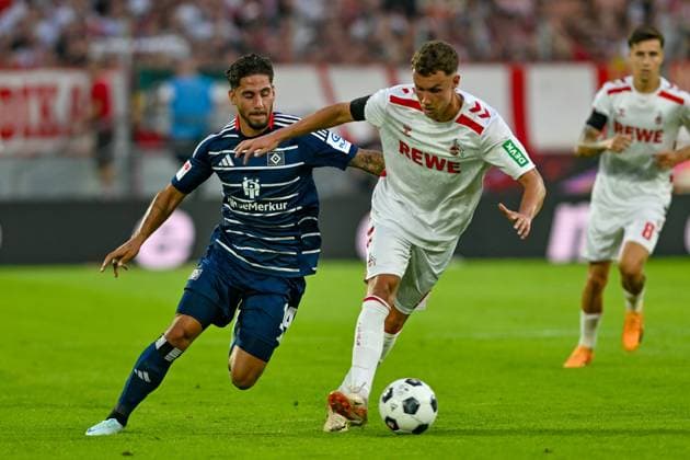 from left in duel Ludovit Reis Hamburg 14 Luca Waldschmidt Koeln 9 02 08 2024 Soccer 1 FC Koeln vs Hamburger SV, Rheinenergiestadion, Koeln, DFB DFL REGULATIONS PROHIBIT ANY USE OF PHOTOGRAPHS AS IMAGE SEQUENCES AND OR QUASI VIDEO NRW Germany Copyright: xpepphotox xHorstxMauelshagenx pep00321, pep_20240802_hm