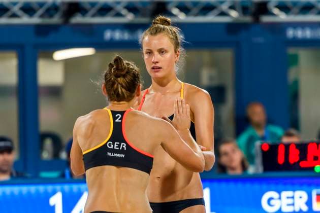 FRA, Summer Olympics Paris 2024, Beach Volleyball Womens Preliminary Round Group C USA vs GER, Hughes Cheng USA vs Muller Tillmann GER 02 08 2024, Champ de Mars, Paris, FRA, Summer Olympics Paris 2024, Beach Volleyball Womens Preliminary Round Group C USA vs GER, Hughes Cheng USA vs Muller Tillmann GER in the picture TILLMANN Cinja GER and MULLER Svenja GER nordphotoxGmbHx xStraubmeier nph00004