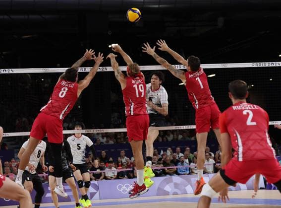 USA in action against Japan in the Preliminary round of the Men s Volleyball at Porte De Versailles on the seventh day of the Paris Olympics on Friday, August 02, 2024.USA won the match 3 sets to one.  OLY202408021078 HUGOxPHILPOTT