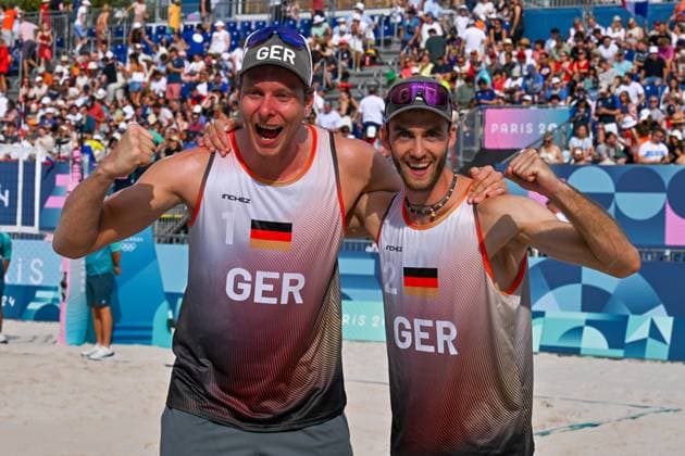 Olympic Games Beach Volleyball Paris 03 08 2024 Preliminary round, Men, GER POL, Nils Ehlers 1, GER , Clemens Wickler 2, GER , Copyright: xBEAUTIFULxSPORTS TomxBlochx