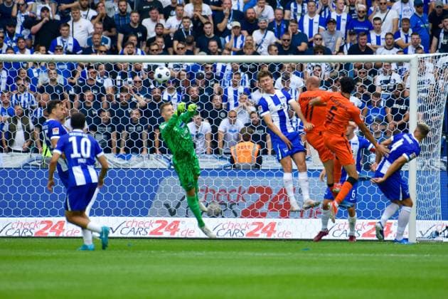 03 08 2024, xlakx, Soccer 2 Bundesliga, Hertha BSC Berlin SC Paderborn emspor, v l Tjark Ernst Hertha BSC ,flies past the ball DFL DFB REGULATIONS PROHIBIT ANY USE OF PHOTOGRAPHS as IMAGE SEQUENCES and or QUASI VIDEO Daniel Lakomski JAN Huebner Berlin