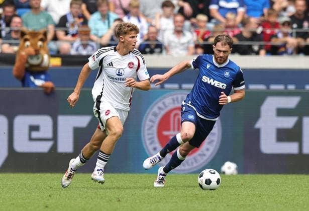 03 08 2024 Soccer Season 2024 2025 2 Soccer Bundesliga 01 Matchday Karlsruher SC KSC 1 FC Nuremberg FCN Club Sportfoto Zink DaMa xdaxmax DFL regulations prohibit any use of photographs as image sequences and or quasi video only for editorial use Finn Jeltsch 4, 1 FC Nuremberg FCN Budu Zivzivadze 11, Karlsruher SC KSC