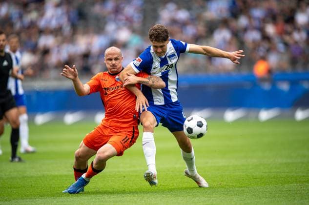 Soccer, Men, Season 2024 2025, 2 Bundesliga 1 Matchday , Hertha BSC SC Paderborn, f l Sven Michel SC Paderborn , Linus Gechter Hertha BSC , 03 08 2024, Copyright: xSebastianxRäppold MatthiasxKochx