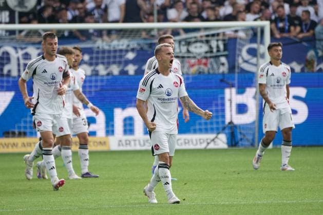 03 08 2024, xhfmx, Soccer 2 Bundesliga, Karlsruher SC 1 FC Nürnberg emspor, Florian Pick 1 FC Nürnberg celebrates his goal DFL DFB REGULATIONS PROHIBIT ANY USE OF PHOTOGRAPHS as IMAGE SEQUENCES and or QUASI VIDEO Karlsruhe