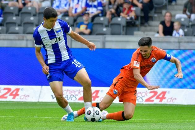 03 08 2024, xlakx, Soccer 2 Bundesliga, Hertha BSC Berlin SC Paderborn emspor, v l Ibrahim Maza Hertha BSC ,Raphael Obermair SC Paderborn 07 ,duel, duel, fight, tackle DFL DFB REGULATIONS PROHIBIT ANY USE OF PHOTOGRAPHS as IMAGE SEQUENCES and or QUASI VIDEO Daniel Lakomski JAN Huebner Berlin