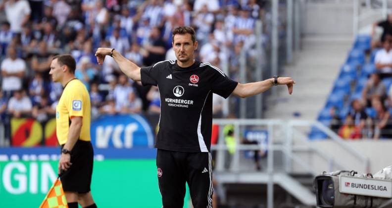 03 08 24 Karlsruher SC 1 FC Nürnberg Germany, Karlsruhe, 03 08 2024, Soccer, 2 Bundesliga, Karlsruher SC 1 FC Nürnberg Miroslav Klose Coach 1 FC Nürnberg
