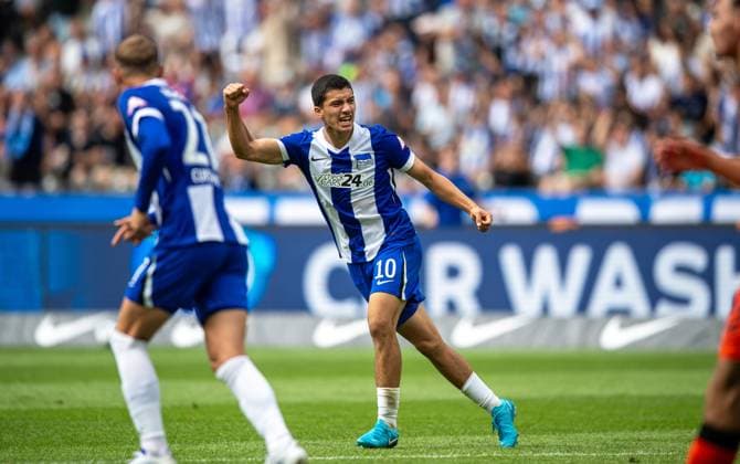 Soccer, Men, Season 2024 2025, 2 Bundesliga 1 Matchday , Hertha BSC SC Paderborn, f l Michael Cuisance Hertha BSC , Ibrahim Maza Hertha BSC , Cheering after goal to 1 2, 03 08 2024, Copyright: xSebastianxRäppold MatthiasxKochx