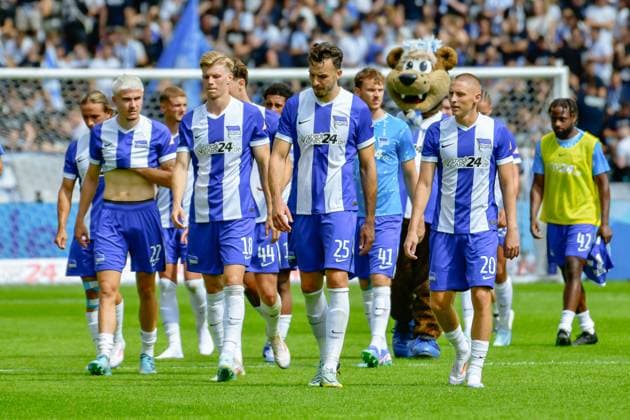 03 08 2024, xlakx, Soccer 2 Bundesliga, Hertha BSC Berlin SC Paderborn emspor, v l Marten Winkler Hertha BSC ,Luca Schuler Hertha BSC ,Haris Tabakovic Hertha BSC ,Pascal Klemens Hertha BSC ,Palko Dardai Hertha BSC , disappointed, looks disappointed, dejected, disappointed DFL DFB REGULATIONS PROHIBIT ANY USE OF PHOTOGRAPHS as IMAGE SEQUENCES and or QUASI VIDEO Daniel Lakomski JAN Huebner Berlin