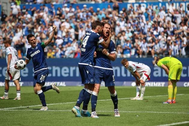 Game turned goal scorer for 3 2 goal, goal celebration, joy, emotions, jubilation, celebration, goal success, goal, goal scorer, euphoria, celebration Budu Zivzivadze Karlsruher SC, 11 Fabian Schleusener Karlsruher SC, 24 Marvin Wanitzek Karlsruher SC, 10 Karlsruher SC vs 1 FC Nuernberg, Football, 2 Liga, 1 Matchday, 2024 2025, 03 08 2024 , DFL REGULATES PROHIBIT ANY USE OF PHOTOGRAPHS AS IMAGE SEQUENCES AND OR QUASI VIDEO Karlsruher SC vs 1 FC Nuernberg, Football, 2 Liga, 1 Matchday, 2024 2025, 03 08 2024 Karlsruhe Copyright: xEibner-Pressefoto JanxPrihodax EP_JPA