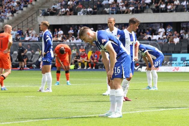 DEU, DFL, 2 FBL, Hertha BSC vs SC Paderborn 07, 03 08 2024, Berliner Olympiastadion, Berlin, DEU, DFL, 2 FBL, Hertha BSC vs SC Paderborn 07, in the picture Jonjoe Kenny Hertha BSC Berlin 16 , Diego Demme Hertha BSC Berlin 6 , Derry Scherhant Hertha BSC Berlin 39 DFL regulations prohibit any use of Photographs as image sequences and or quasi video Foto Juergen Engler nordphoto GmbH nordphotoxGmbHx xEngler nph00076