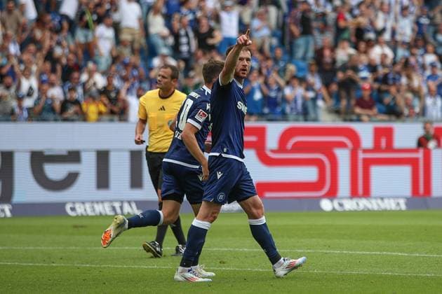Goal, goal celebration, joy, emotions, jubilation, celebration, goal success, goal, goal scorer, euphoria, celebration Budu Zivzivadze Karlsruher SC, 11 Karlsruher SC vs 1 FC Nuernberg, Football, 2 Liga, 1 Matchday, 2024 2025, 03 08 2024 , DFL REGULATES PROHIBIT ANY USE OF PHOTOGRAPHS AS IMAGE SEQUENCES AND OR QUASI VIDEO Karlsruher SC vs 1 FC Nuernberg, Football, 2 Liga, 1 Matchday, 2024 2025, 03 08 2024 Karlsruhe Copyright: xEibner-Pressefoto JanxPrihodax EP_JPA