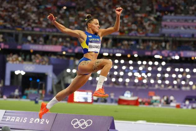 Ukrainian athlete Maryna Bekh-Romanchuk competes in the women s triple jump final, during the Paris 2024 Olympic Games, Olympische Spiele, Olympia, OS at the Stade de France of Paris, 3 August 2024. Paris 2024 Athletics !ACHTUNG: NUR REDAKTIONELLE NUTZUNG!  Copyright: xJUANJOxMARTINx(es-ES)x EVE9844 20240803-55014332414_1