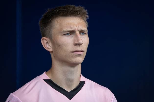 Oxford United v Palermo Pre-Season Friendly 03 08 2024. Palermo defender Kristoffer Lund (3) during the Pre-Season Friendly match between Oxford United and Palermo at the Kassam Stadium, Oxford, England on 3 August 2024. Editorial use only , Copyright: xIanxStephenx PSI-20095-0006