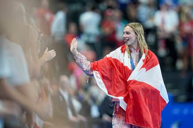 Bilder des Jahres 2024, Sport 08 August Sport Themen der Woche KW31 Sport Bilder des Tages NANTERRE, FRANCE - AUGUST 3: Summer Mcintosh of Canada celebrated by the fans for her Gold Medal during the Women s 200m Individual Medley Medals Ceremony on day eight of the Olympic Games, Olympische Spiele, Olympia, OS Paris 2024 at Paris La Defense Arena on August 3, 2024 in Nanterre, France. Nanterre Paris La Defense Arena France *** NANTERRE, FRANCE AUGUST 3 Summer Mcintosh of Canada celebrated by the fans for her Gold Medal during the Women s 200m Individual Medley Medals Ceremony on day eight of the Olympic Games Paris 2024 at Paris La Defense Arena on August 3, 2024 in Nanterre, France Nanterre Paris La Defense Arena France Copyright: xJustPictures.ch EurasiaxSportxImagesx jp-en-EuSpIm-JPH01943