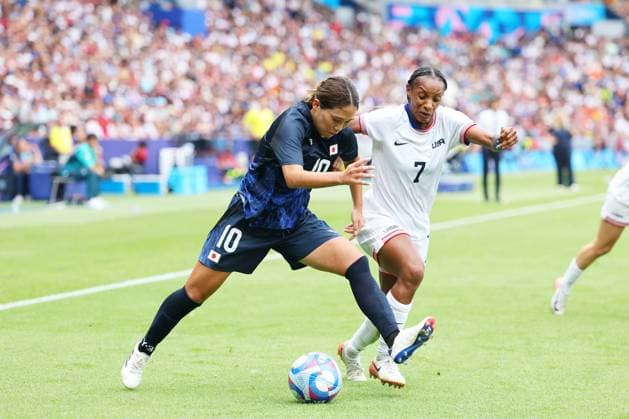 (L to R) Fuka Nagano (JPN), DUNN Crystal (USA), AUGUST 3, 2024 - Football Soccer : Women s Quarter-Final match between United States of America 1-0 Japan during the Paris 2024 Olympic Games, Olympische Spiele, Olympia, OS at Parc des Princes in Paris, France. Noxthirdxpartyxsales  (261918395)