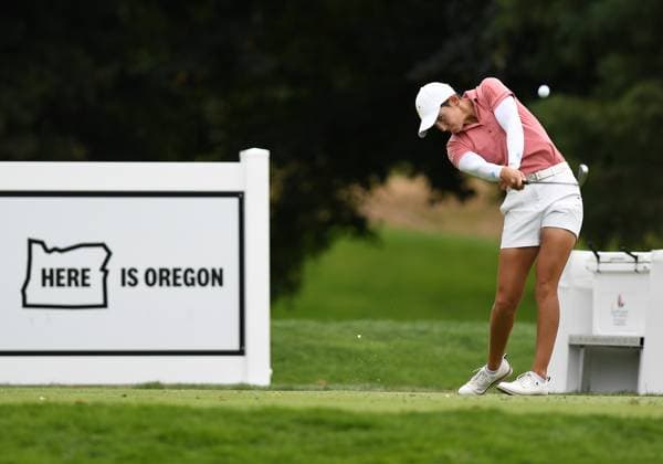 PORTLAND, OR - AUGUST 03: Dewi Weber tees off on the 2nd hole during the third round of the LPGA, Golf Damen Portland Classic on August 3, 2024 at Columbia Edgewater Country Club in Portland, Oregon. (Photo by Brian Murphy Icon Sportswire) GOLF: AUG 03 LPGA Portland Classic EDITORIAL USE ONLY Icon240803191