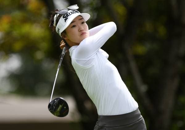 PORTLAND, OR - AUGUST 03: Grace Kim tees off on the 7th hole during the third round of the LPGA, Golf Damen Portland Classic on August 3, 2024 at Columbia Edgewater Country Club in Portland, Oregon. (Photo by Brian Murphy Icon Sportswire) GOLF: AUG 03 LPGA Portland Classic EDITORIAL USE ONLY Icon240803301