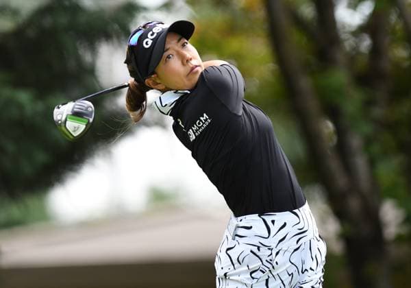 PORTLAND, OR - AUGUST 03: Jenny Shin tees off on the 7th hole during the third round of the LPGA, Golf Damen Portland Classic on August 3, 2024 at Columbia Edgewater Country Club in Portland, Oregon. (Photo by Brian Murphy Icon Sportswire) GOLF: AUG 03 LPGA Portland Classic EDITORIAL USE ONLY Icon240803353
