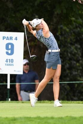 PORTLAND, OR - AUGUST 03: Polly Mack tees off on the 9th hole during the third round of the LPGA, Golf Damen Portland Classic on August 3, 2024 at Columbia Edgewater Country Club in Portland, Oregon. (Photo by Brian Murphy Icon Sportswire) GOLF: AUG 03 LPGA Portland Classic EDITORIAL USE ONLY Icon240803467