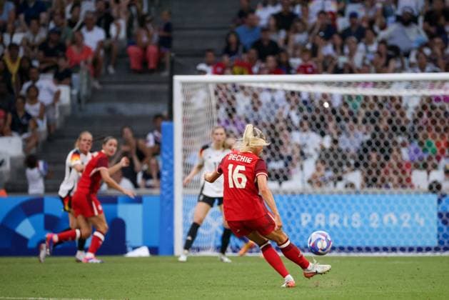 - Olympic women s soccer quarter-final between Canada and Germany in Marseille - 03 08 2024 - France Provence-Alpes-Cote d Azur Marseille - Olympic Games, Olympische Spiele, Olympia, OS Paris 2024, women s soccer quarter-final between Canada and Germany in Marseille  SylvainxRostaingx xLexPictorium LePictorium_0295470