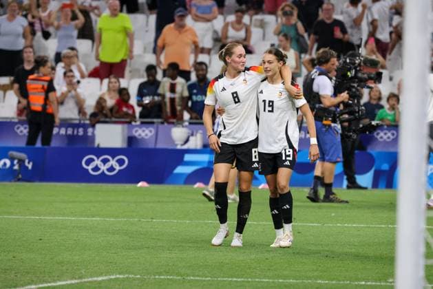 - Olympic women s soccer quarter-final between Canada and Germany in Marseille - 03 08 2024 - France Provence-Alpes-Cote d Azur Marseille - Olympic Games, Olympische Spiele, Olympia, OS Paris 2024, women s soccer quarter-final between Canada and Germany in Marseille  SylvainxRostaingx xLexPictorium LePictorium_0295495