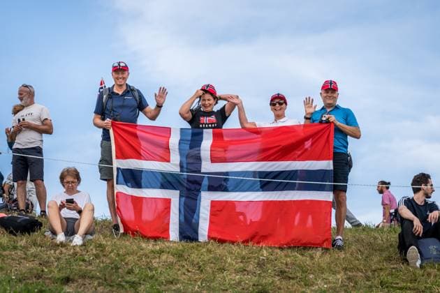 240804 Supporters of Norway during the final round of the men s individual stroke play golf during day 9 of the Paris 2024 Olympic Games on August 4, 2024 in Paris Photo Petter Arvidson BILDBYRAN kod PA PA0861 golf olympic games olympics os ol olympiska spel olympiske leker paris 2024 paris os paris ol bbeng sweden sverige supporterrar supporters  Copyright: PETTERxARVIDSON BB240804PA016