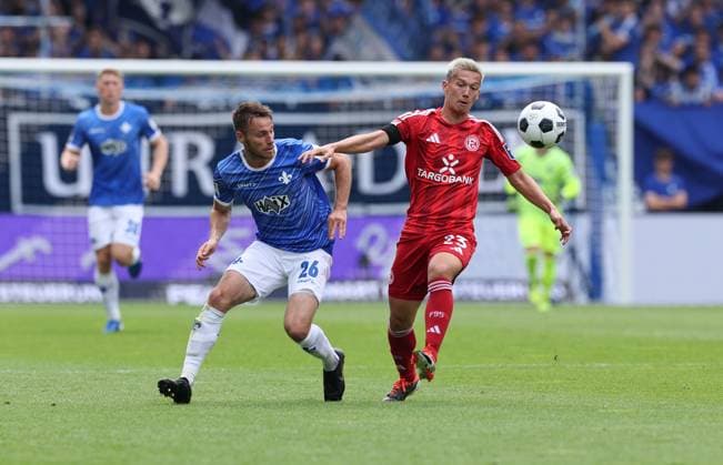 04 08 2024, xdcx, Soccer 2 Bundesliga, SV Darmstadt 98 Fortuna Düsseldorf, emonline, emspor, despor, v l , Matthias Bader SV Darmstadt 98 , Shinta Appelkamp Fortuna Düsseldorf DFL DFB REGULATIONS PROHIBIT ANY USE OF PHOTOGRAPHS AS IMAGE SEQUENCES AND OR QUASI VIDEO Copyright: HMBxMedia Claus