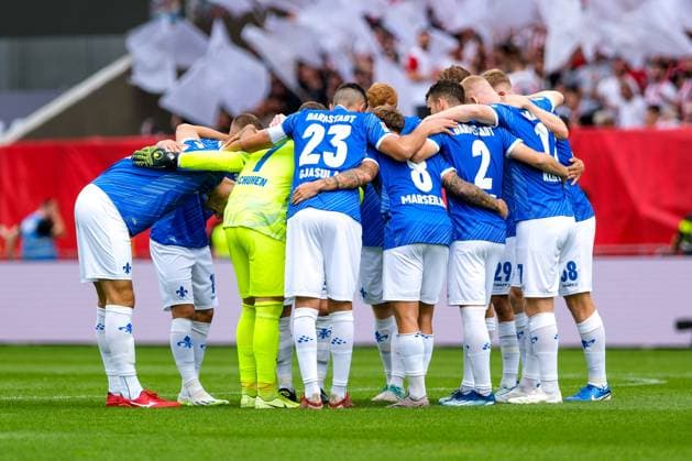 SV Darmstadt 98 before the match, GER, SV Darmstadt 98 vs Fortuna Duesseldorf, Football, 2 Bundesliga, Matchday 1, Season 2024 2025, 04 08 2024 DFL REGULATIONS PROHIBIT ANY USE OF PHOTOGRAPHS as IMAGE SEQUENCES and or QUASI VIDEO GER, SV Darmstadt 98 vs Fortuna Duesseldorf, Football, 2 Bundesliga, Matchday 1, Season 2024 2025, 04 08 2024 Darmstadt Copyright: xEibner-Pressefoto FlorianxWieganx EP_FWD