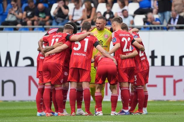 Düsseldorf swears in 04 08 2024 2 Bundesliga, season 24 25 SV Darmstadt 98 vs Fortuna Düsseldorf, Stadion am Boellenfalltor, emonline, emspor,