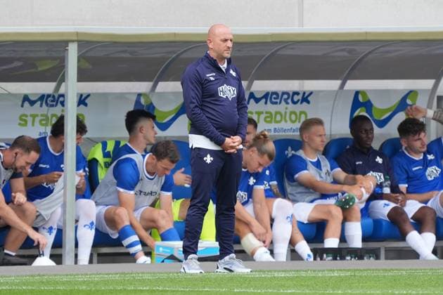 Coach Torsten Lieberknecht SV Darmstadt 98 04 08 2024 2 Bundesliga, Season 24 25 SV Darmstadt 98 vs Fortuna Düsseldorf, Stadion am Boellenfalltor, emonline, emspor,