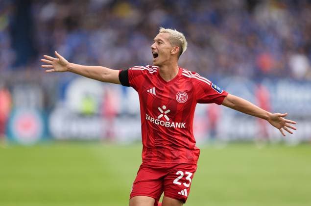 04 08 2024, xdcx, Soccer 2 Bundesliga, SV Darmstadt 98 Fortuna Düsseldorf, emonline, emspor, despor, v l , Goal celebration, celebrate the goal DFL DFB REGULATIONS PROHIBIT ANY USE OF PHOTOGRAPHS AS IMAGE SEQUENCES AND OR QUASI VIDEO Copyright: HMBxMedia Claus